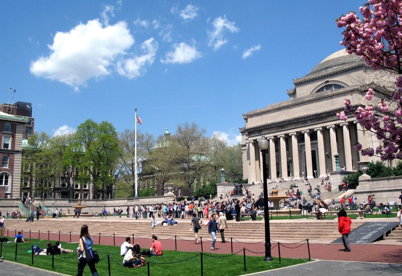 All the Weird Ways US Universities Are Different to UK Universities