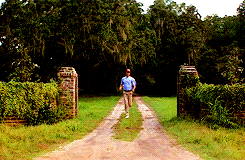 Tom Hanks running in Forest Gump